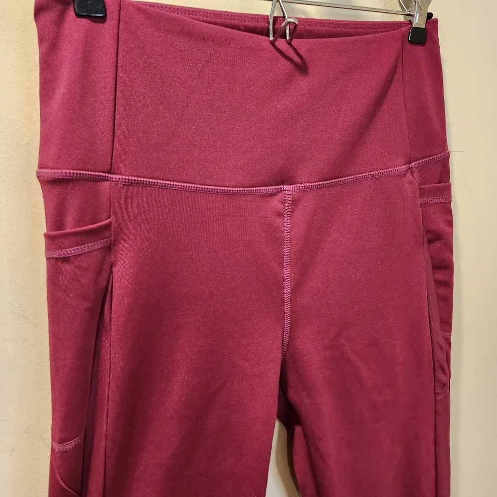 Nicole Miller Burgundy High-Waisted Leggings Size L